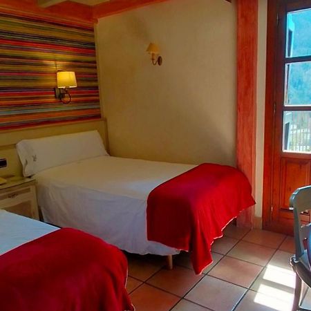 Hotel Villa De Torla Kültér fotó