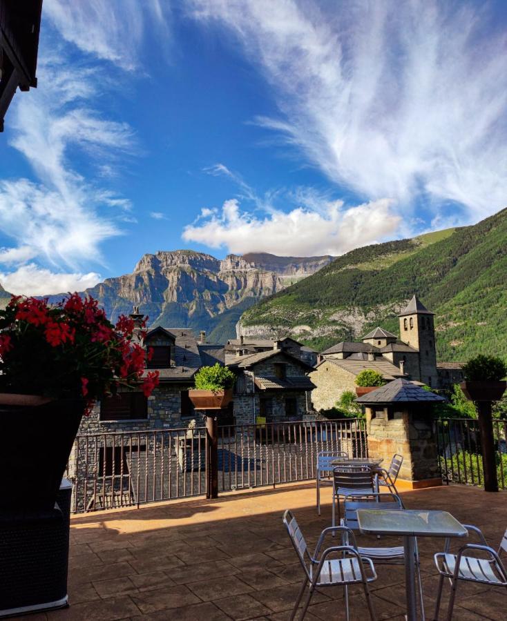 Hotel Villa De Torla Kültér fotó