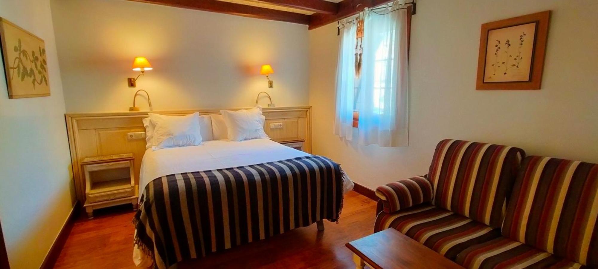 Hotel Villa De Torla Kültér fotó